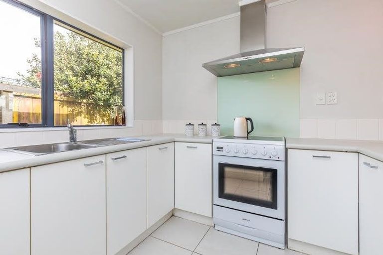 Photo of property in 200 Te Irirangi Drive, Flat Bush, Auckland, 2019