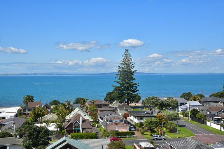 Photo of property in 53 Mckenzie Avenue, Arkles Bay, Whangaparaoa, 0932