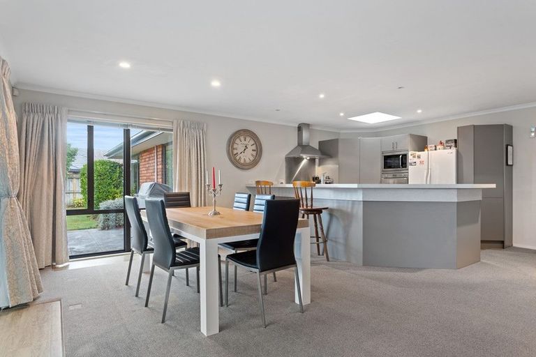 Photo of property in 6 Yellowlees Drive, Kaiapoi, 7630