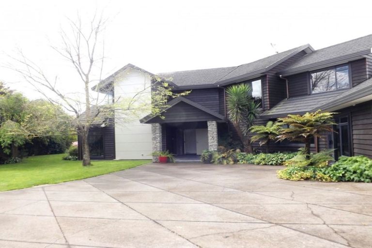 Photo of property in 8 Clifford Close, Levin, 5510