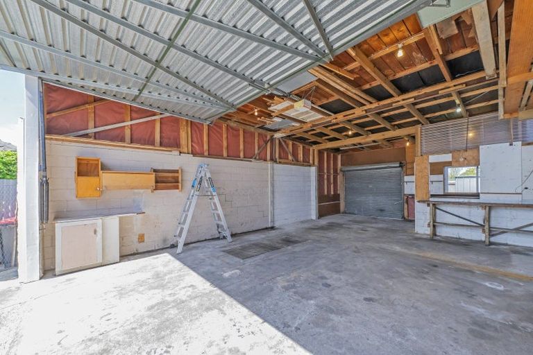 Photo of property in 15 Geddis Street, Rangiora, 7400