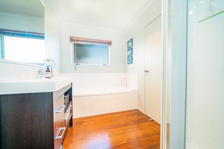 Photo of property in 13 Woodstock Avenue, Karangahake, Paeroa, 3674