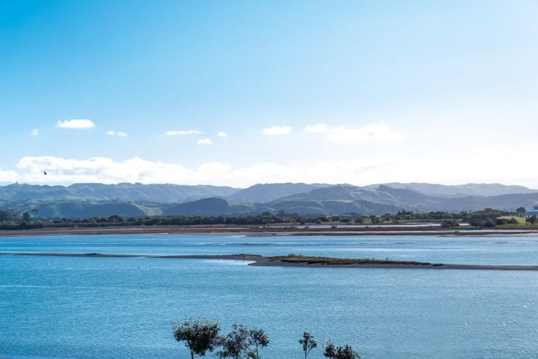 Photo of property in 306/7 Humber Street, Pandora, Napier, 4110