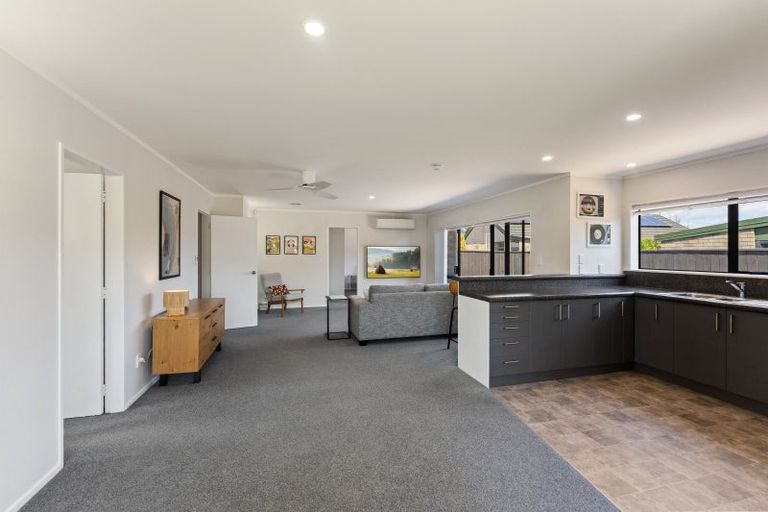 Photo of property in 51b Tutanekai Street, Paraparaumu, 5032