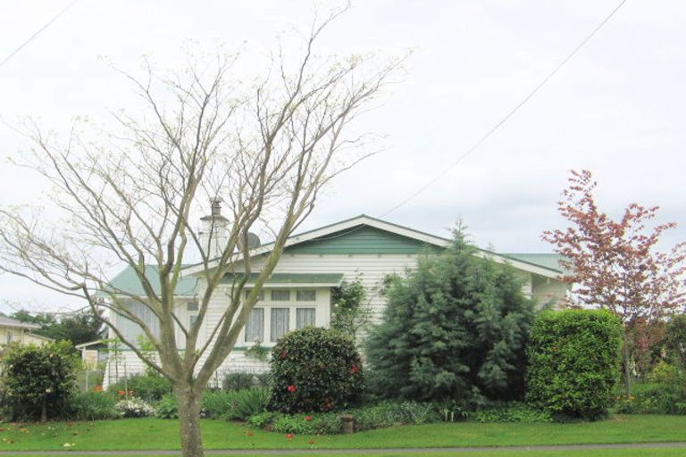 Photo of property in 16 Longfellow Street, Te Aroha, 3320