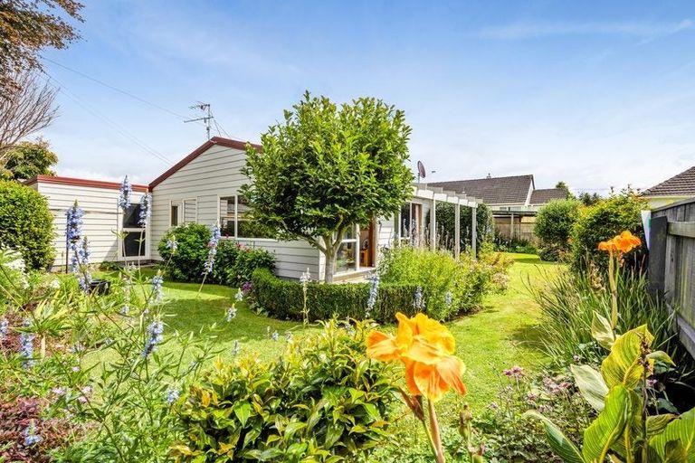 Photo of property in 9b Drake Street, Vogeltown, New Plymouth, 4310