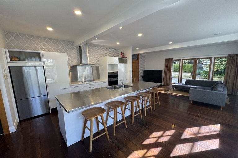 Photo of property in 14 Glen Road, Kelburn, Wellington, 6012