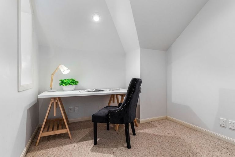 Photo of property in 30 Waikura Drive, Te Atatu Peninsula, Auckland, 0610