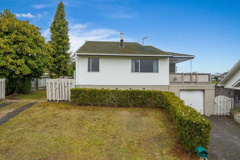 Photo of property in 4 Battersea Place, Richmond Heights, Taupo, 3330