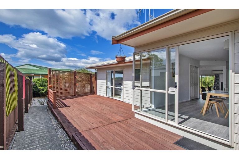 Photo of property in 6 Howards Way, Te Kamo, Whangarei, 0112