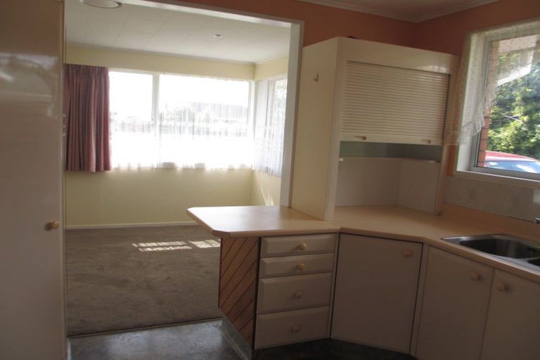 Photo of property in 110 Benmore Avenue, Cloverlea, Palmerston North, 4412