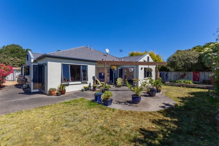 Photo of property in 95 Weggery Drive, Waikanae Beach, Waikanae, 5036