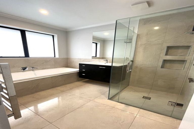 Photo of property in 33 Gartrell Road, Wigram, Christchurch, 8042