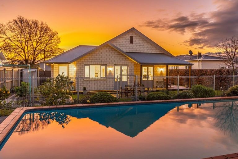 Photo of property in 35 Percy Street, Blenheim, 7201