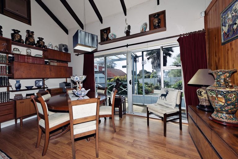 Photo of property in 60 Lynn Road, Bayview, Auckland, 0629