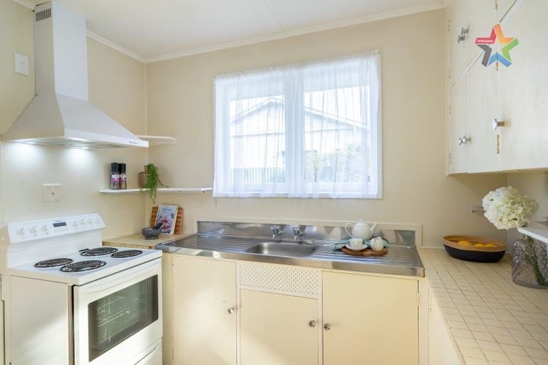 Photo of property in 2/62 Ararino Street, Trentham, Upper Hutt, 5018