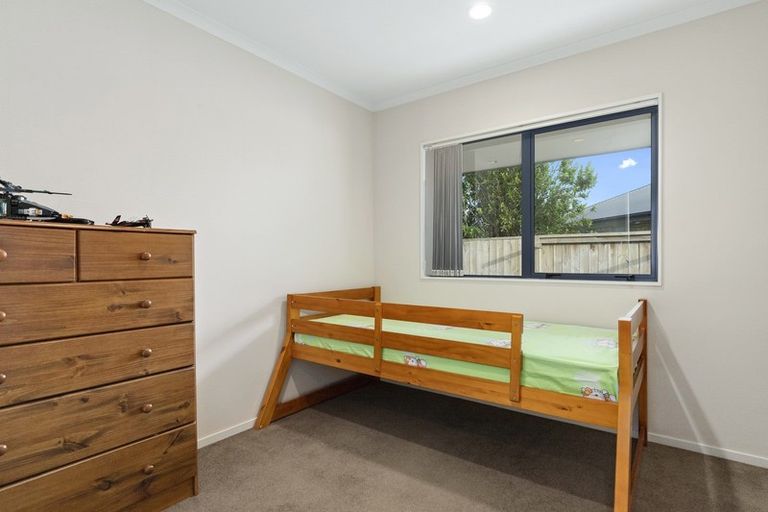 Photo of property in 38 Wiltshire Drive, Huntington, Hamilton, 3210