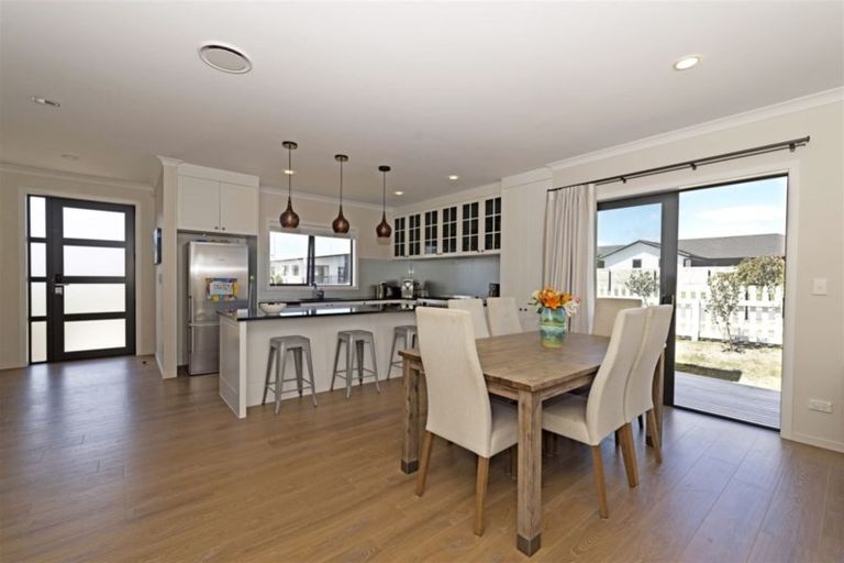 Photo of property in 20 Kuawa Drive, Kumeu, 0810