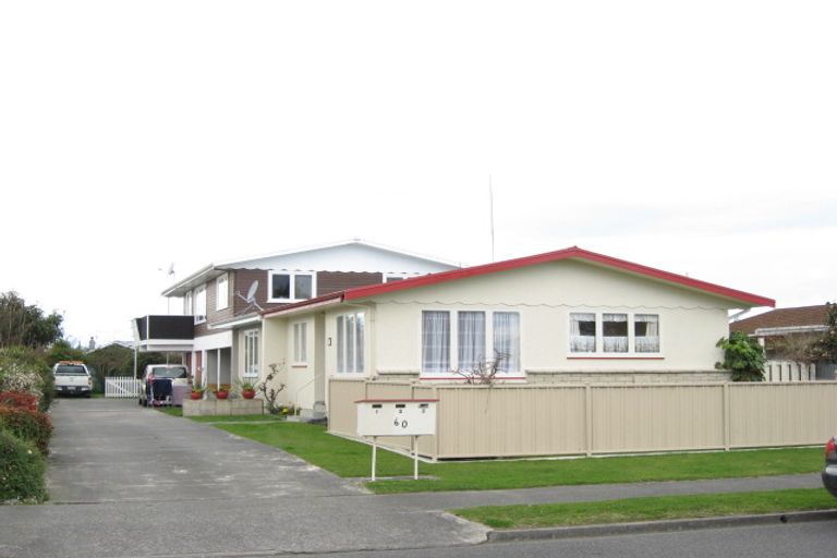 Photo of property in 2/60 James Foley Avenue, Pirimai, Napier, 4112