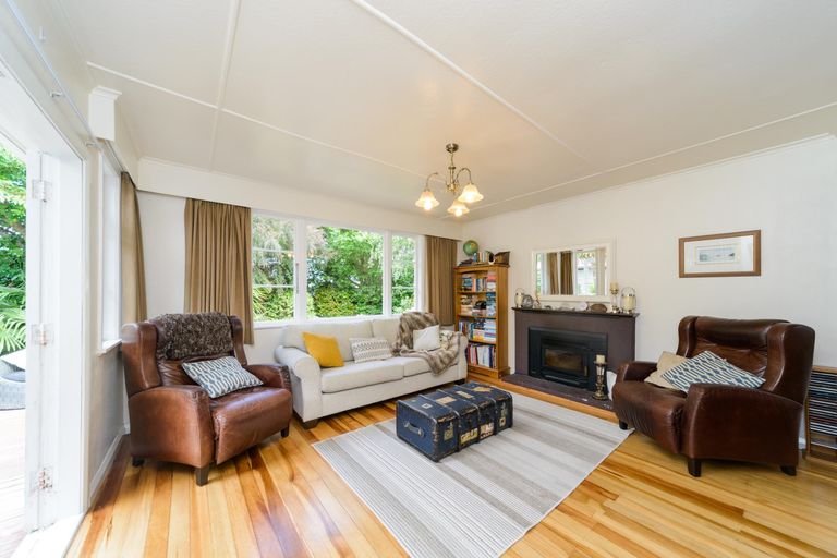Photo of property in 2 Ascot Street, Hokowhitu, Palmerston North, 4410