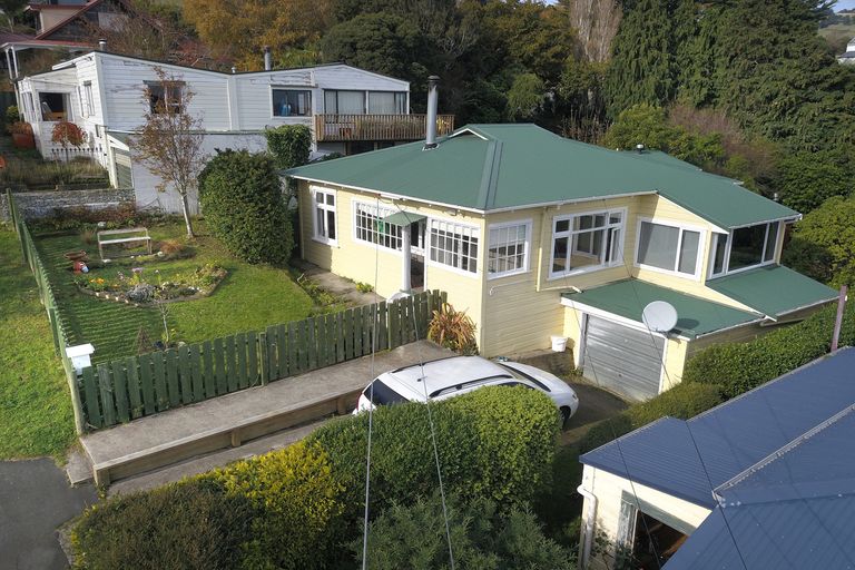Photo of property in 12 Gorman Street, Macandrew Bay, Dunedin, 9014