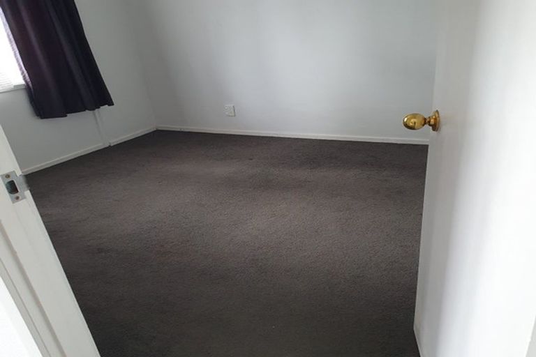 Photo of property in 85d Stottholm Road, Titirangi, Auckland, 0604