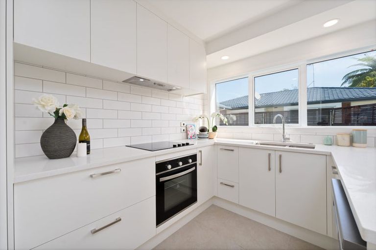 Photo of property in 21/103 Swanson Road, Henderson, Auckland, 0610