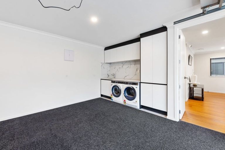 Photo of property in 3 Tiro Street, Flat Bush, Auckland, 2019