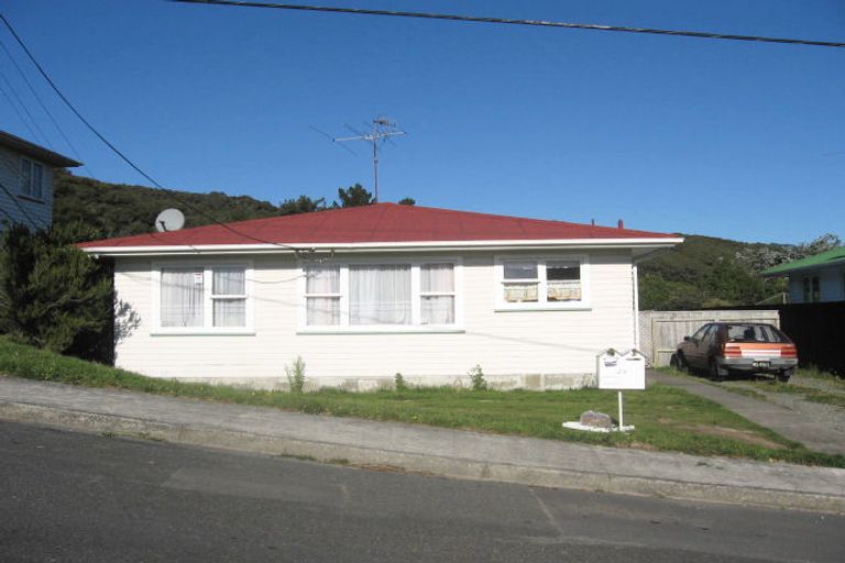 Photo of property in 28 John Street, Stokes Valley, Lower Hutt, 5019