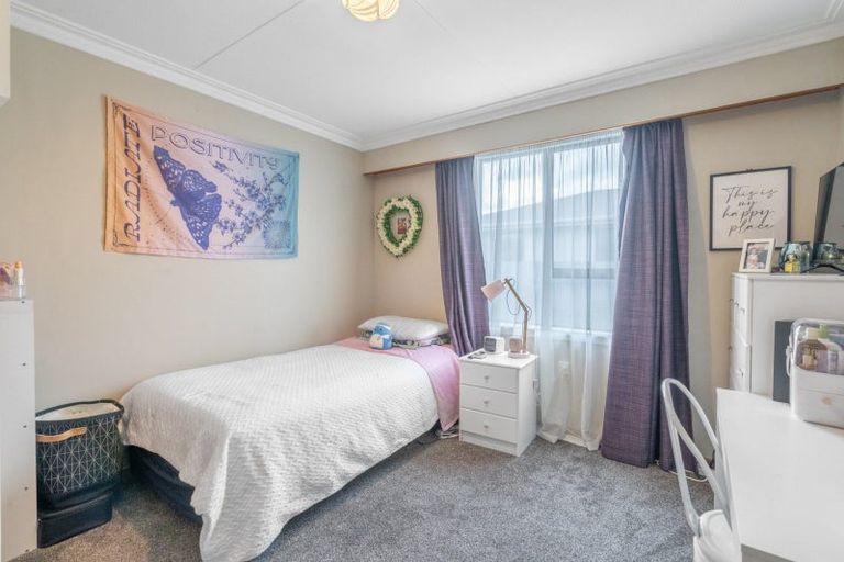 Photo of property in 11 Stephens Street, Waikiwi, Invercargill, 9810