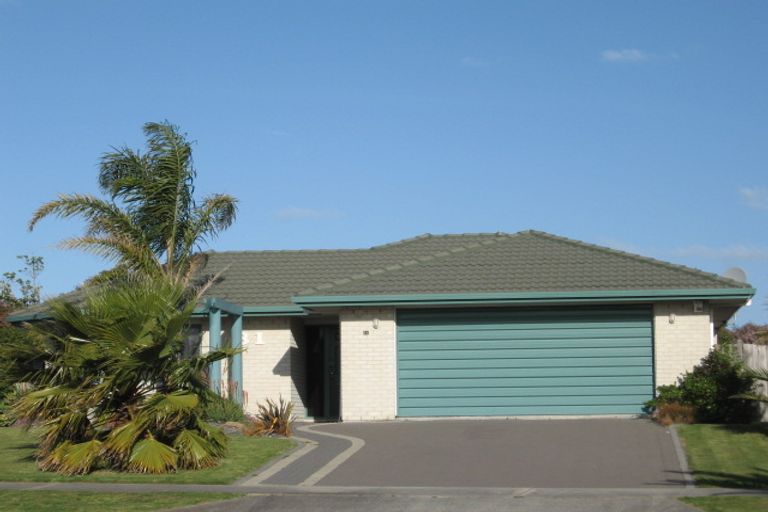 Photo of property in 31 Palm Beach Boulevard, Papamoa Beach, Papamoa, 3118
