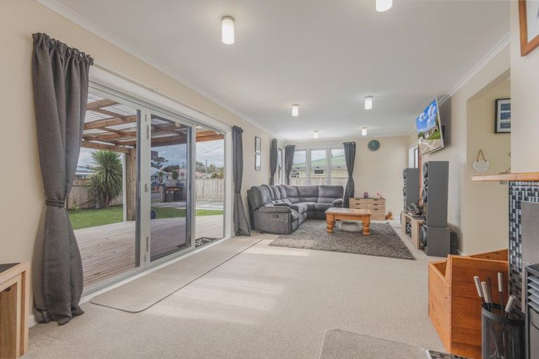 Photo of property in 4 Atkinson Street, Woodville, 4920