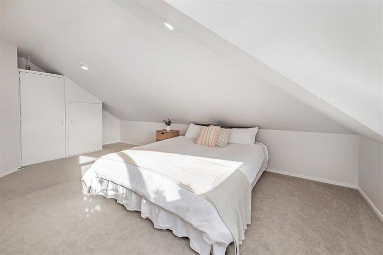 Photo of property in 1/24 Blighs Road, Strowan, Christchurch, 8052