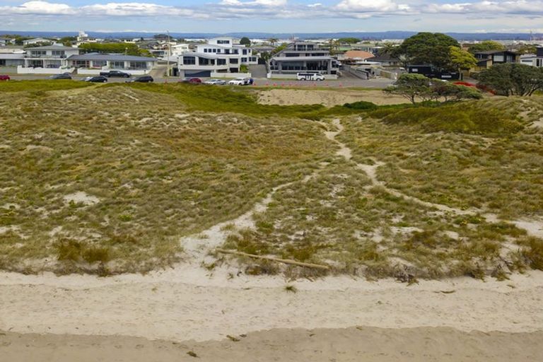 Photo of property in 1/203 Marine Parade, Mount Maunganui, 3116