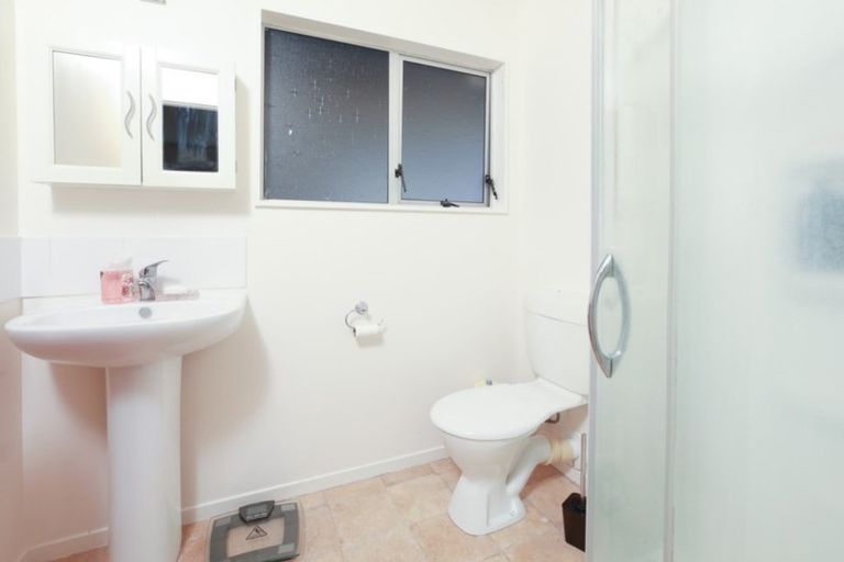 Photo of property in 25 Oakfield Crescent, Pukete, Hamilton, 3200