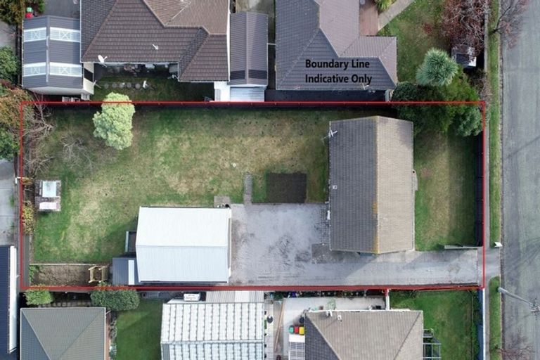 Photo of property in 4 Dunedin Street, Redwood, Christchurch, 8051