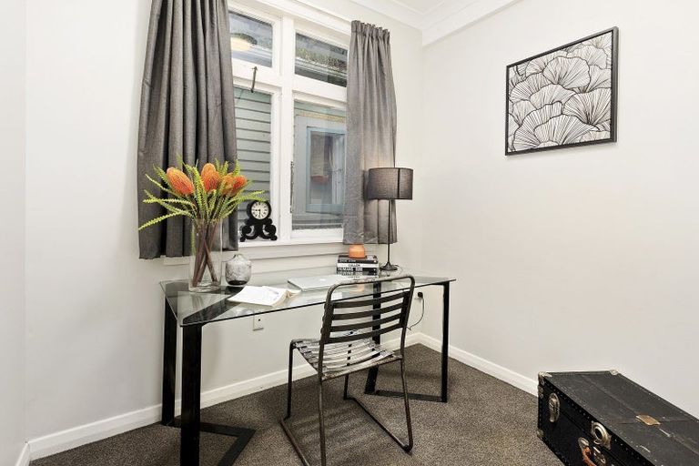 Photo of property in 47 Adams Terrace, Aro Valley, Wellington, 6021