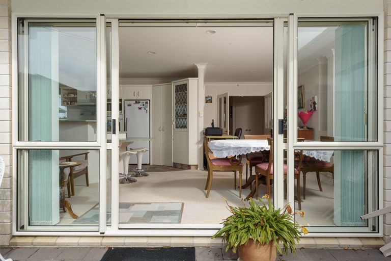 Photo of property in 26 Ngahere Street, Otumoetai, Tauranga, 3110