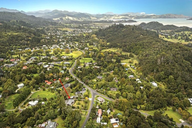 Photo of property in 40 Driving Creek Road, Coromandel, 3506