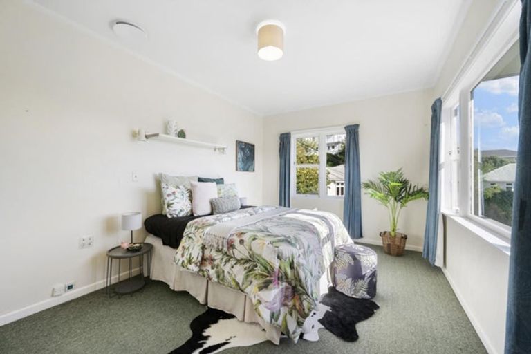 Photo of property in 80 Totara Road, Miramar, Wellington, 6022