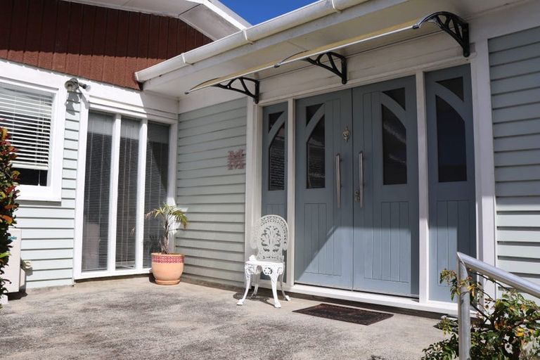 Photo of property in 65 Gorge Road, Maungaturoto, 0520