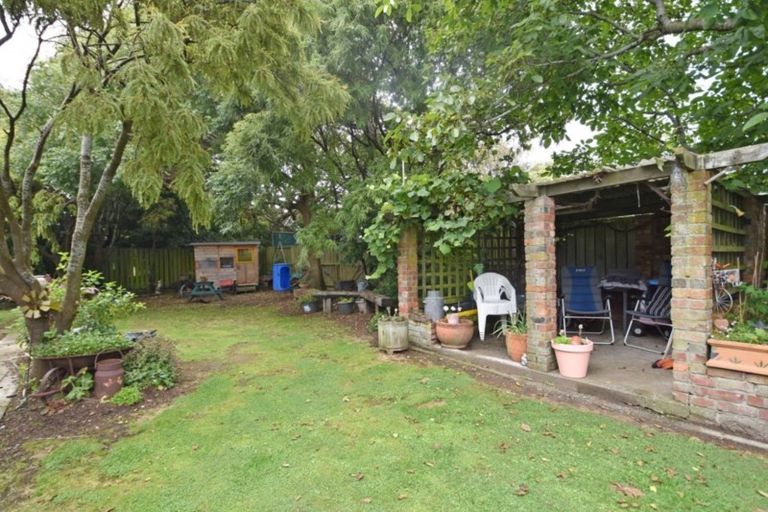 Photo of property in 142 Morton Street, Strathern, Invercargill, 9812