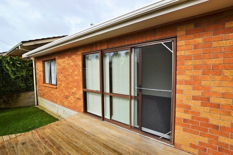 Photo of property in 1/30 Daytona Road, Henderson, Auckland, 0610