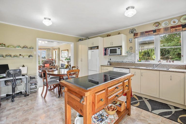 Photo of property in 13 Taylor Avenue, Paeroa, 3600