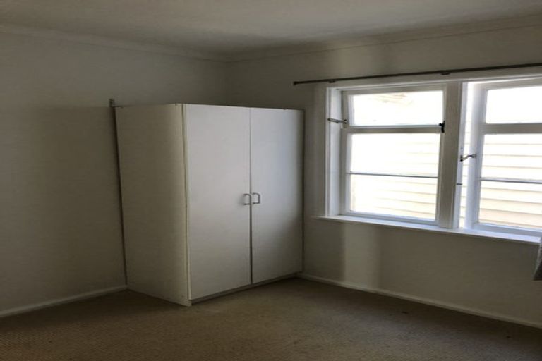 Photo of property in 11 Lancaster Street, Karori, Wellington, 6012