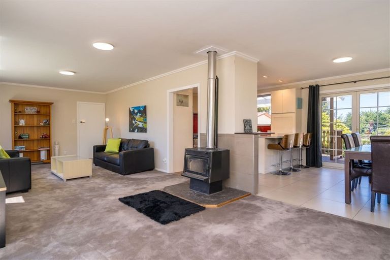 Photo of property in 41 Three Mile Hill Road, Halfway Bush, Dunedin, 9010