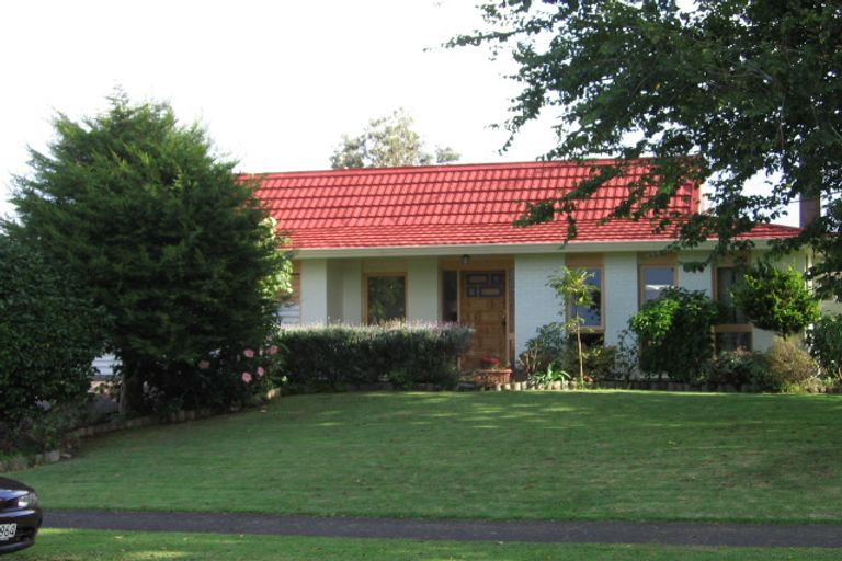 Photo of property in 27 Galvan Avenue, Sunnyhills, Auckland, 2010