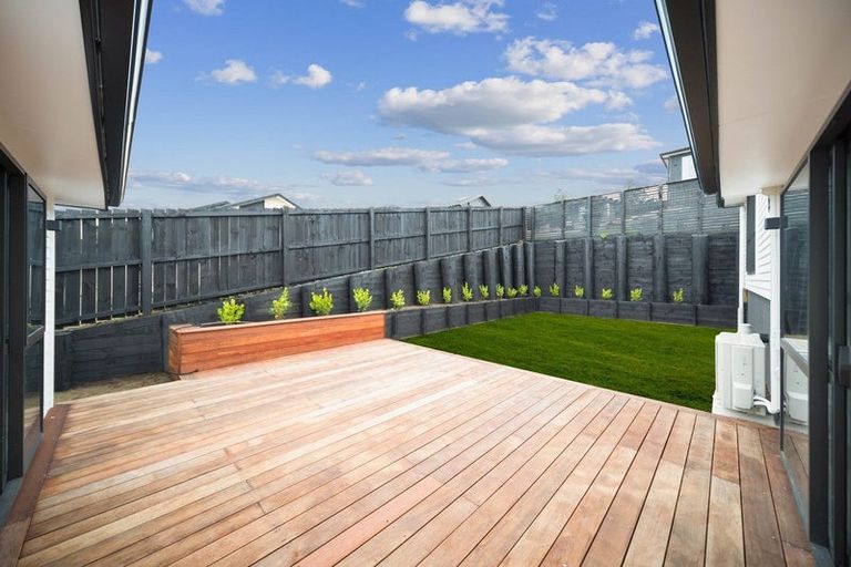 Photo of property in 116 Lisle Farm Drive, Pukekohe, 2120