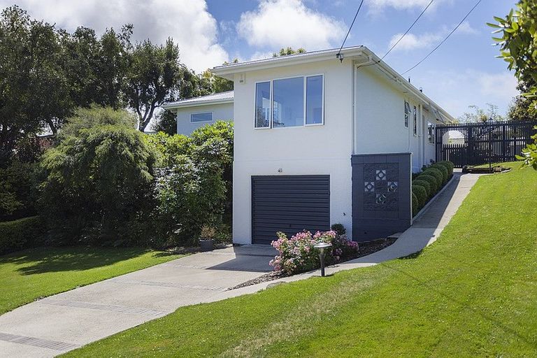 Photo of property in 13 Selwyn Street, South Hill, Oamaru, 9400