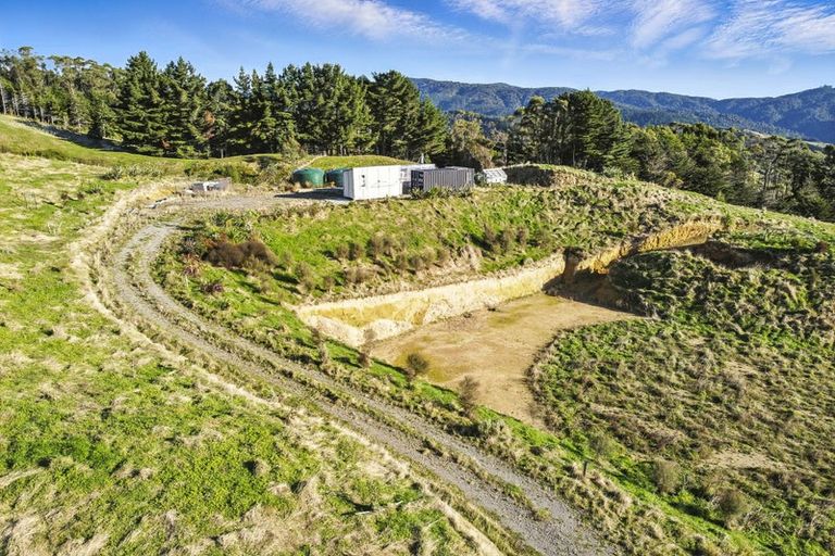 Photo of property in 409 Akatarawa Road, Reikorangi, 5391